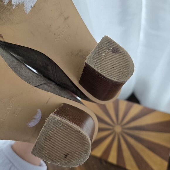 Nine West Mayley Block Heels Ankle Chelsea Boots Sz 8.5 Womens Stone Gray Taupe - Picture 12 of 16